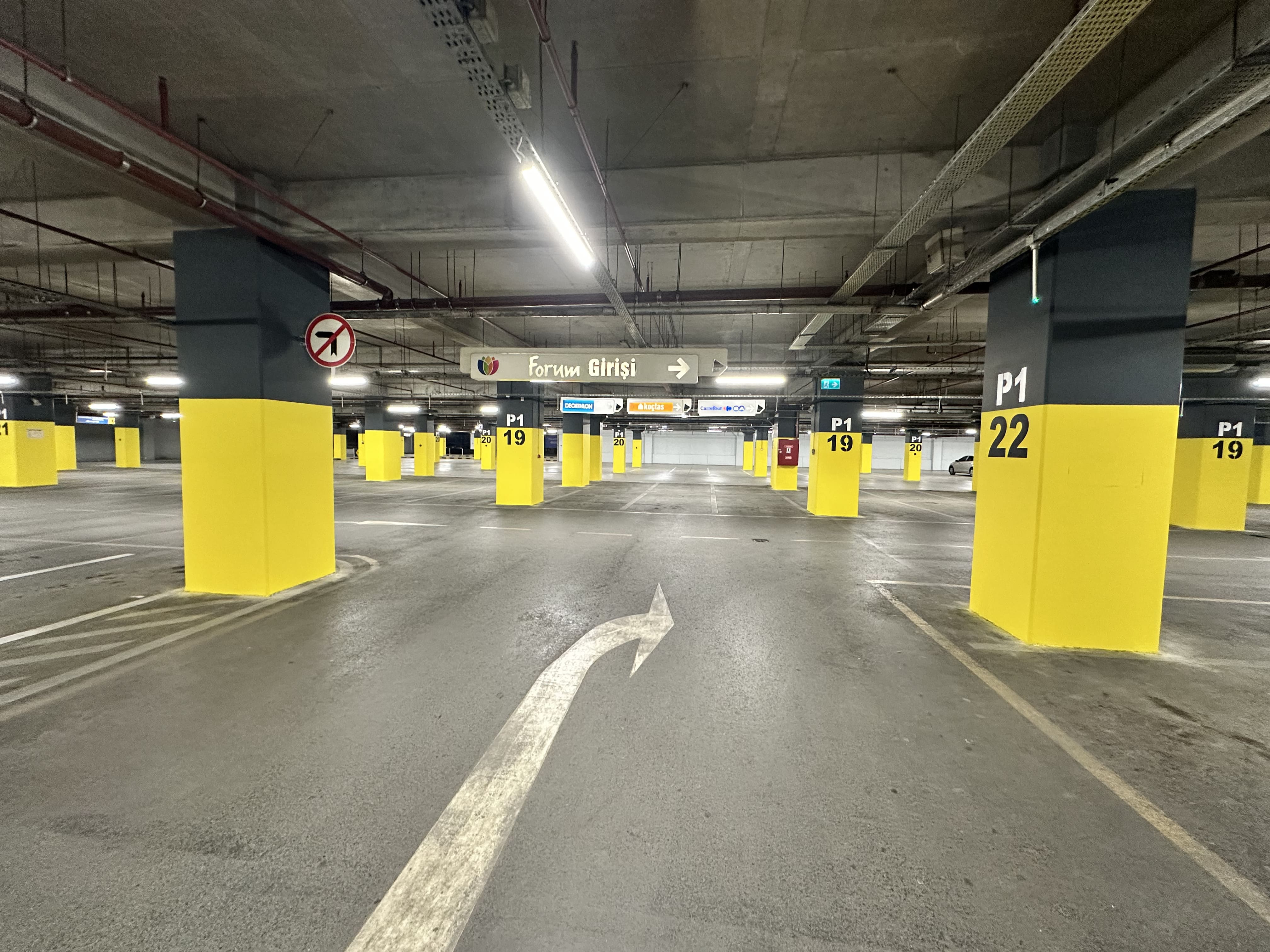 Forum İstanbul Otopark Boya İşleri